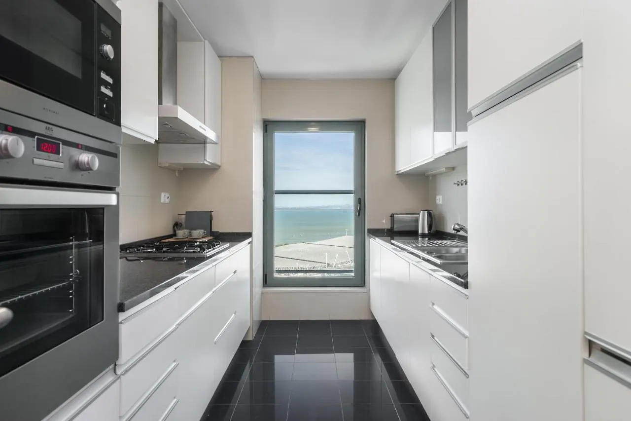 Whome Panoramic View With Elevator, Ac, Garage Perfect For Families & Business Travellers Lissabon Portugal