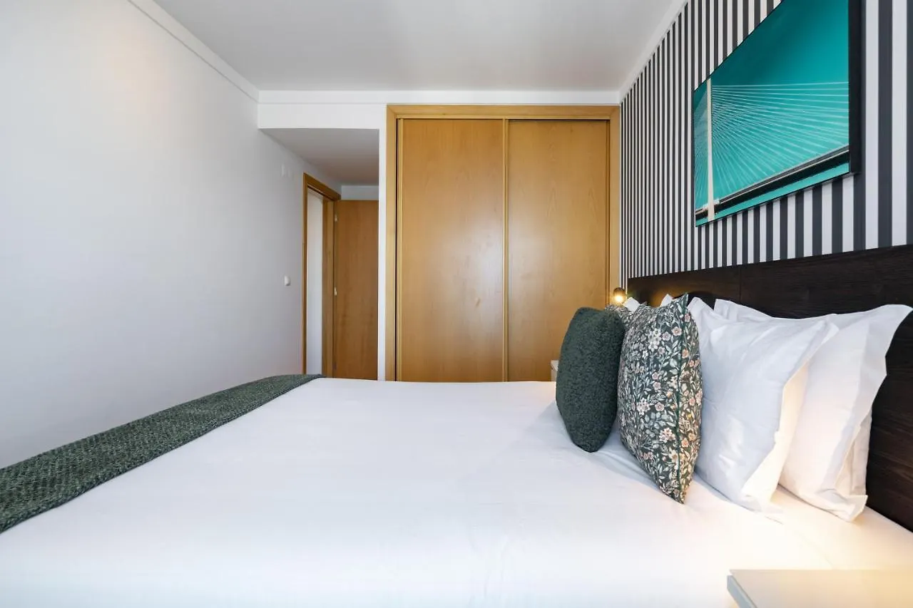 Apartment Whome Panoramic View With Elevator, Ac, Garage Perfect For Families & Business Travellers Lissabon Portugal